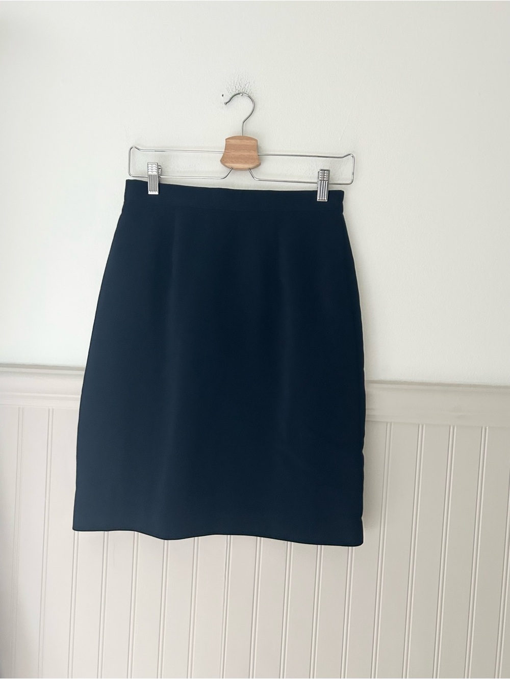 Laura Scott Navy Pencil Skirt Size 8 Lined Polyester Classic Workwear